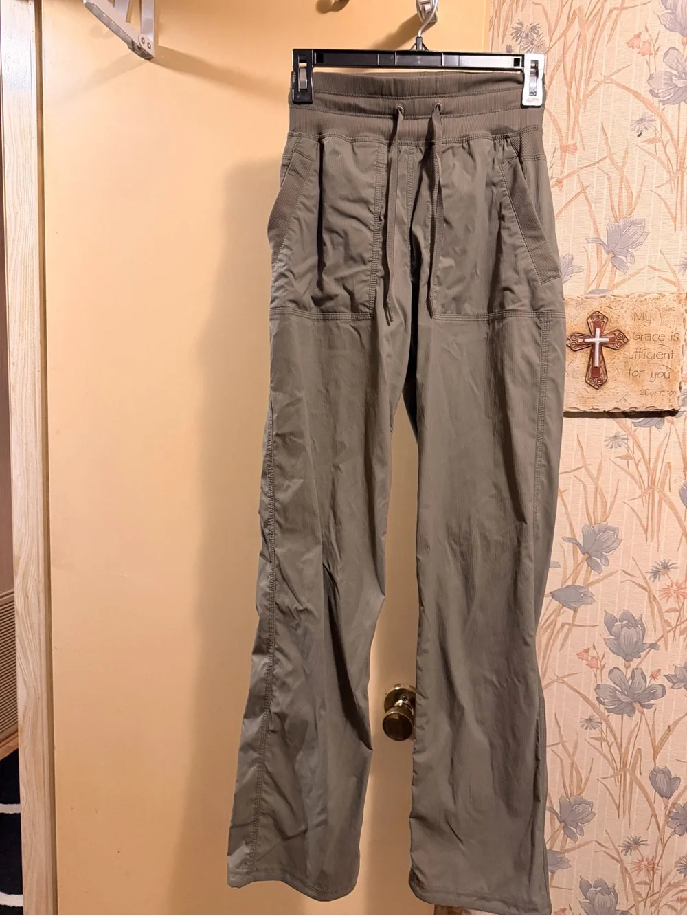 Women's Olive Utility Cargo Pants with Drawstring Waist- These are XS Tall